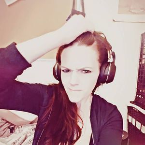 Meet your Posher, Stacy